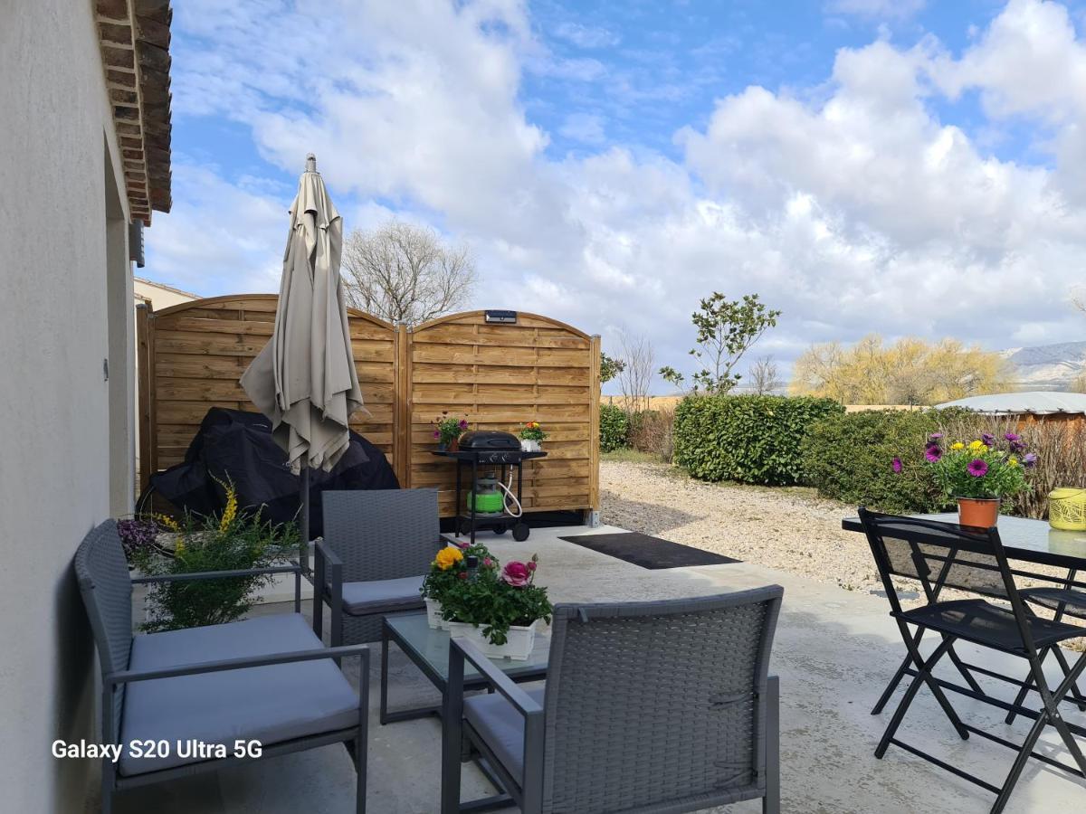 Mas Gabelys Superbe Vue Sainte Victoire Jardin Terrasse Et Piscine Apartment Trets Luaran gambar
